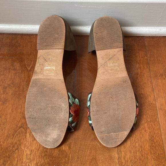 Hibou- Multi Coloured Floral stitching sandal/flats - Picture 2 of 7